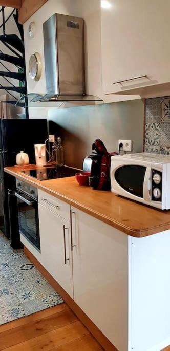 Cosy Burgundy